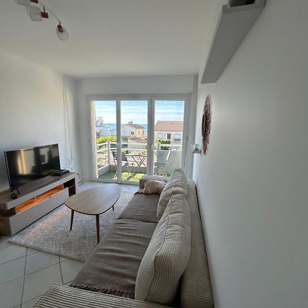Appartement Traversant Vue Mer Et Etang Могио Экстерьер фото