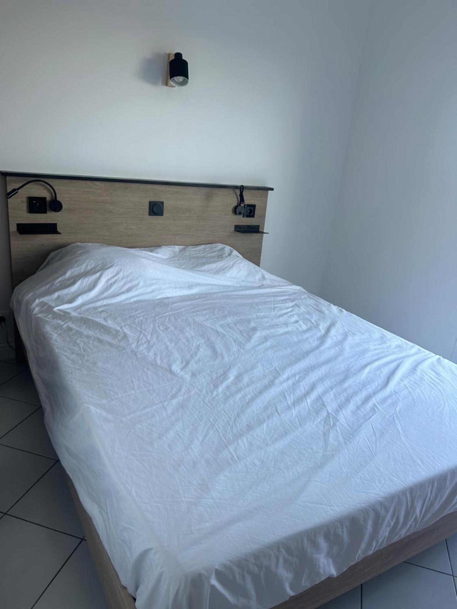 Appartement Traversant Vue Mer Et Etang Могио Экстерьер фото